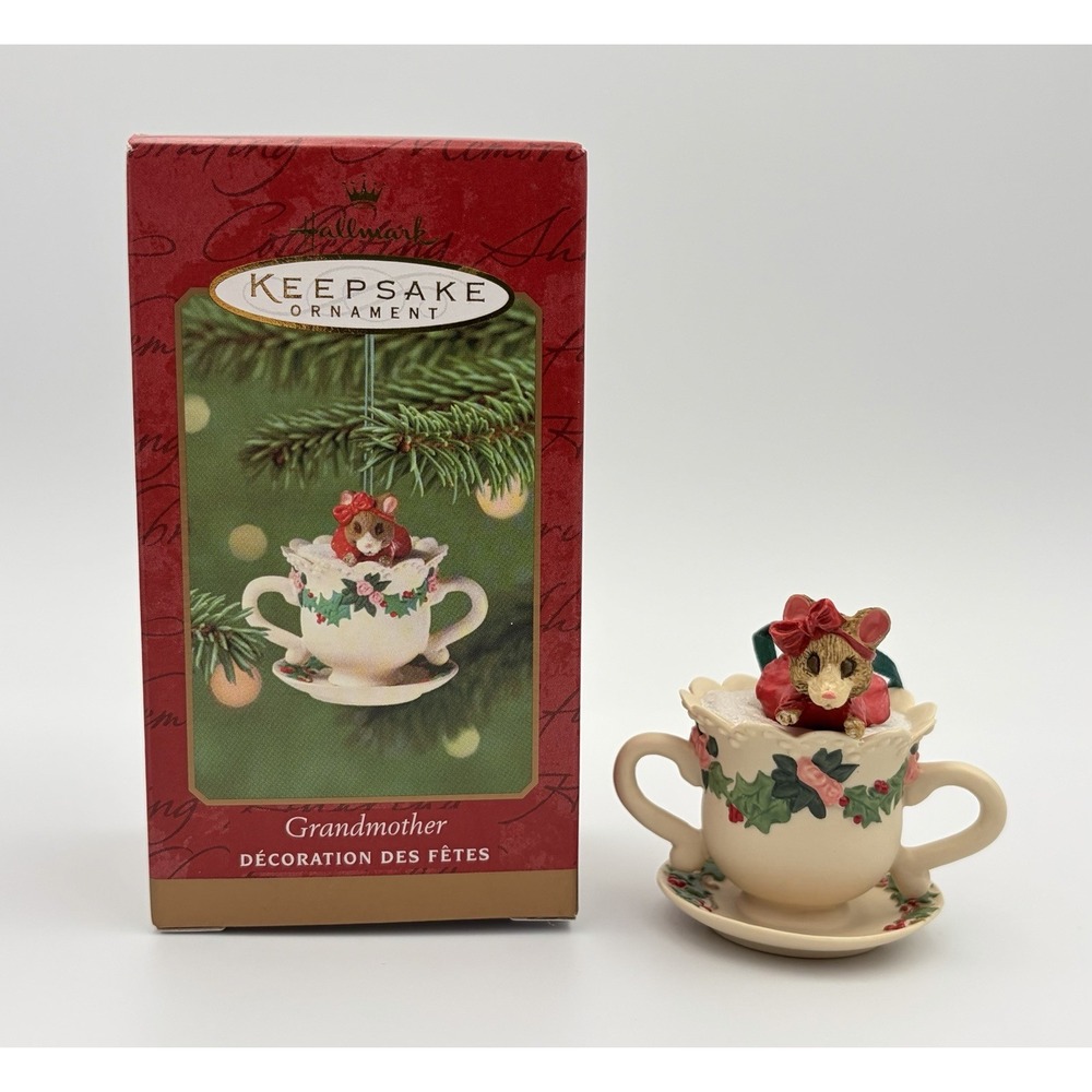 Hallmark Keepsake Ornament Grandmother Mouse Teacup Porcelain 2001 Vintage New